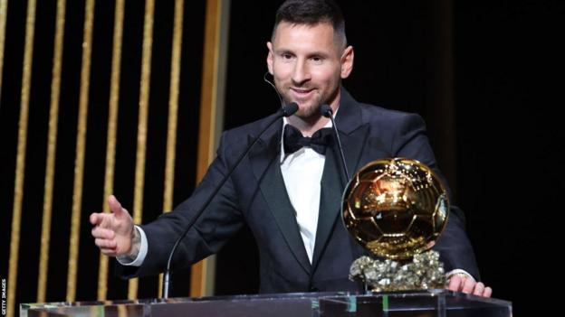 21-ci əsrin ən yaxşı futbolçusu məlum oldu - Lionel Messi