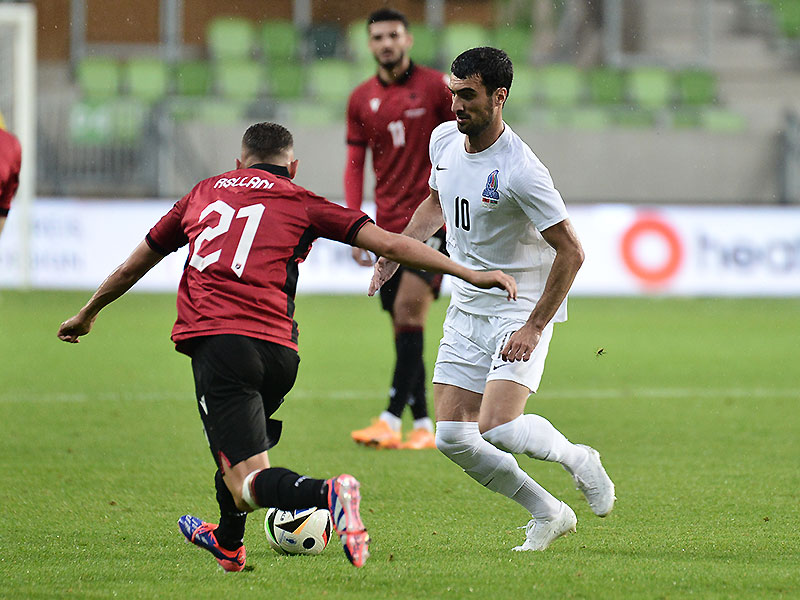 Mahir Emreli: “İki qolu öz səhvlərimizdən buraxdıq"