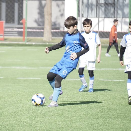 Tanınmış klub prezidentinin futbolçu nəvəsindən "fair play" jesti - VİDEO