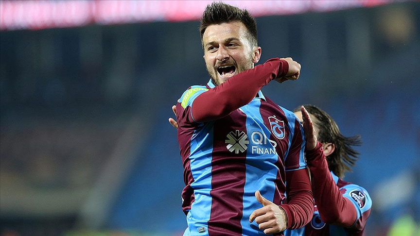 Millimizin formasını geyinmiş "Trabzonspor"lu yarımmüdafiəçi "Neftçi"də?