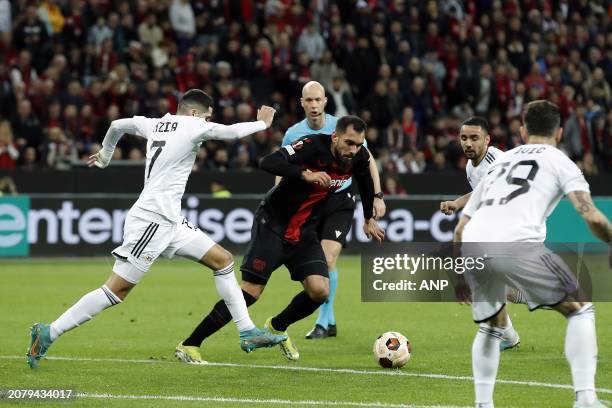 Özü "Qarabağ"da, gözü pulda - İcazə versəydiz, bu təkliflərdən birini seçərdim