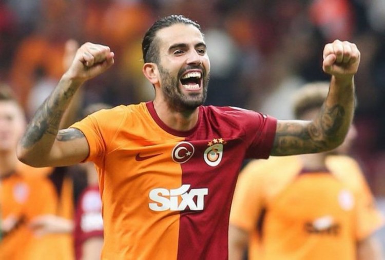 "Qalatasaray"ın yollarını ayırmaq istədiyi legioner hara gedir?