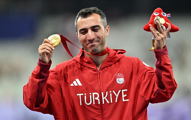 Qızıl medalı əlindən alındı – Türkiyəli Olimpiya çempionunun