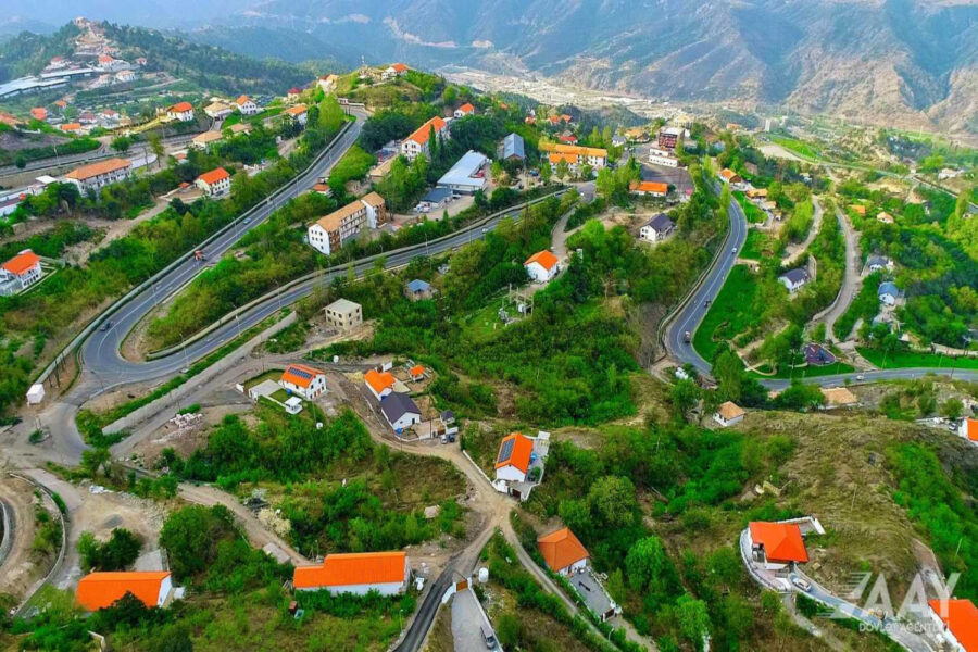 Oyunu saxlayın, stadionu xarab eləməyin...