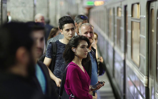 200 manat cərimələnəcəksiz - Metroda bu qaydaları pozsaz