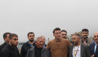 Mesut Özil rayona getdi, elə hadisənin şahidi oldu ki...