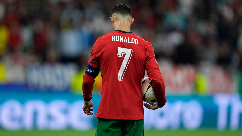 Komandanızda Ronaldo kimi futbolçunun olması necədir?