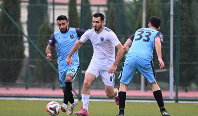 Azərbaycanda komanda normal futbolçu tapa bilmədi, uşaqları oynatdı -