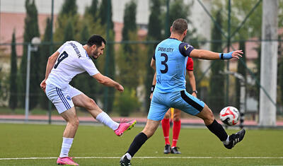 Azərbaycanda komanda normal futbolçu tapa bilmədi, uşaqları oynatdı -