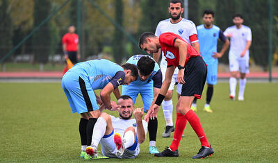 Azərbaycanda komanda normal futbolçu tapa bilmədi, uşaqları oynatdı -