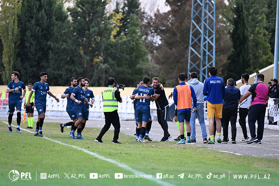 I Liqada iki futbolçu var ki..  Özlərini çox pis apardırlar