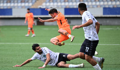 Azərbaycan çempionatında keçirilən oyunda şübhəli anlar -