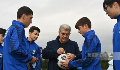 "Barselona"nın prezidenti Bakıda futbolçuların xahişini yerə salmadı -