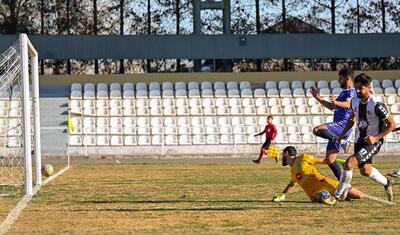 İki qonşu rayonun futbol oyununda gərgin anlar -