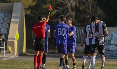 İki qonşu rayonun futbol oyununda gərgin anlar -