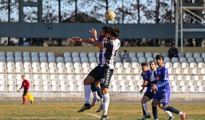 İki qonşu rayonun futbol oyununda gərgin anlar -