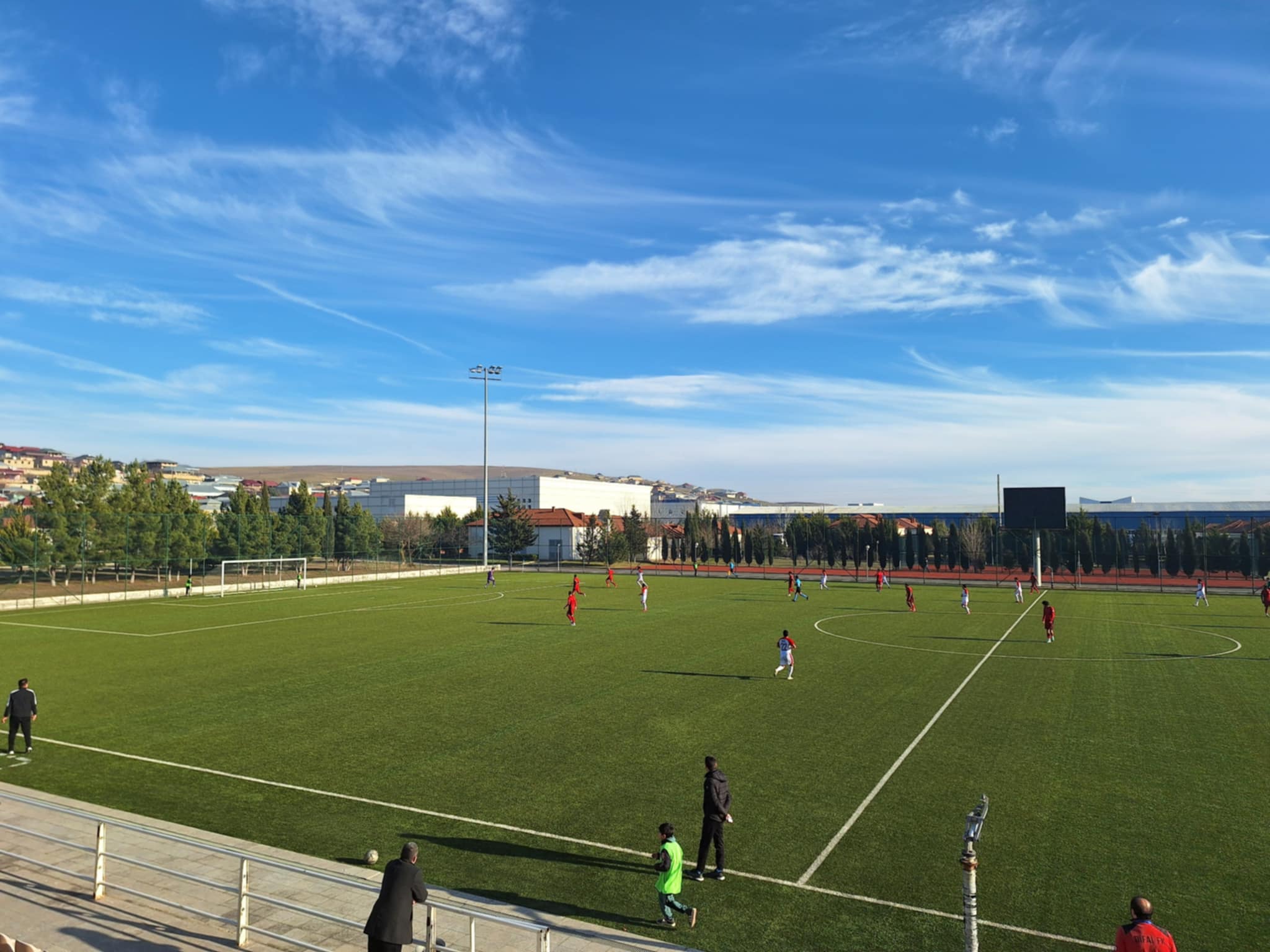 Üç futbolçu komandanın başına “oyun” açdı - Texniki məğlubiyyət, 2 “qırmızı”