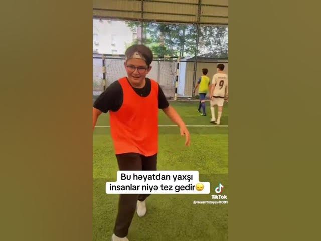 Təyyarədə həlak olan futbolçunun məşqdən tükürpərdən görüntüləri - VİDEO