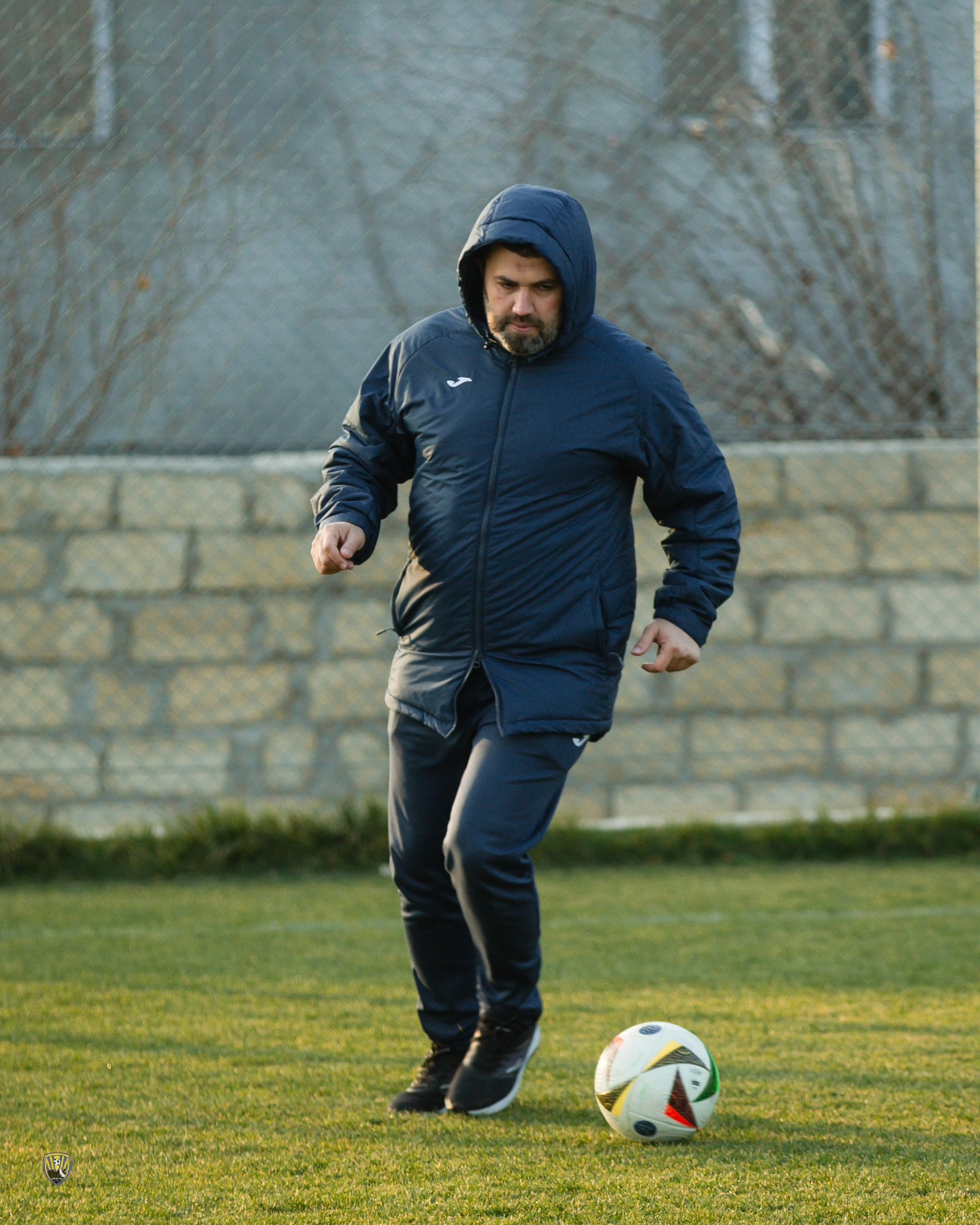 Premyer Liqada baş məşqçi, 1 futbolçu - Kənarda qalacaqlar