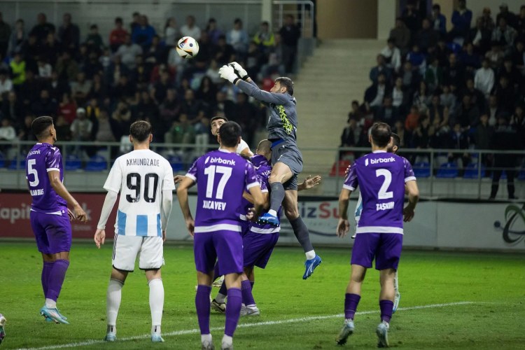 Bu şəhərdə "Qarabağ"ı canlı izləyən “keşbek” qazanacaq - FOTO